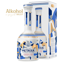 Aromatyczna Metaxa, wzbogacona winem, w butelce nawiązującej do greckiej kultury - to przepis na udany prezent.