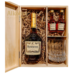 ZESTAW KONIAK HENNESSY VS 0.5L +  2 x KONIAK HENNESSY VS MINI + SZKLANKA
