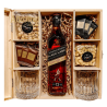 ZESTAW WHISKY JOHNNIE WALKER BLACK LABEL SHERRY FINISH 0.7L + PISTACJE + CZEKOLADKI + NERKOWCE + 2 SZKLANKI