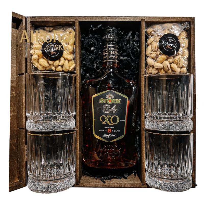 ZESTAW BRANDY STOCK 84 EXTRA OLD XO 0.7L + NERKOWCE + PISTACJE + 4 SZKLANKI