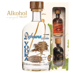 WÓDKA DĘBOWA POLSKA 0.5L + 2 MINIATURKI