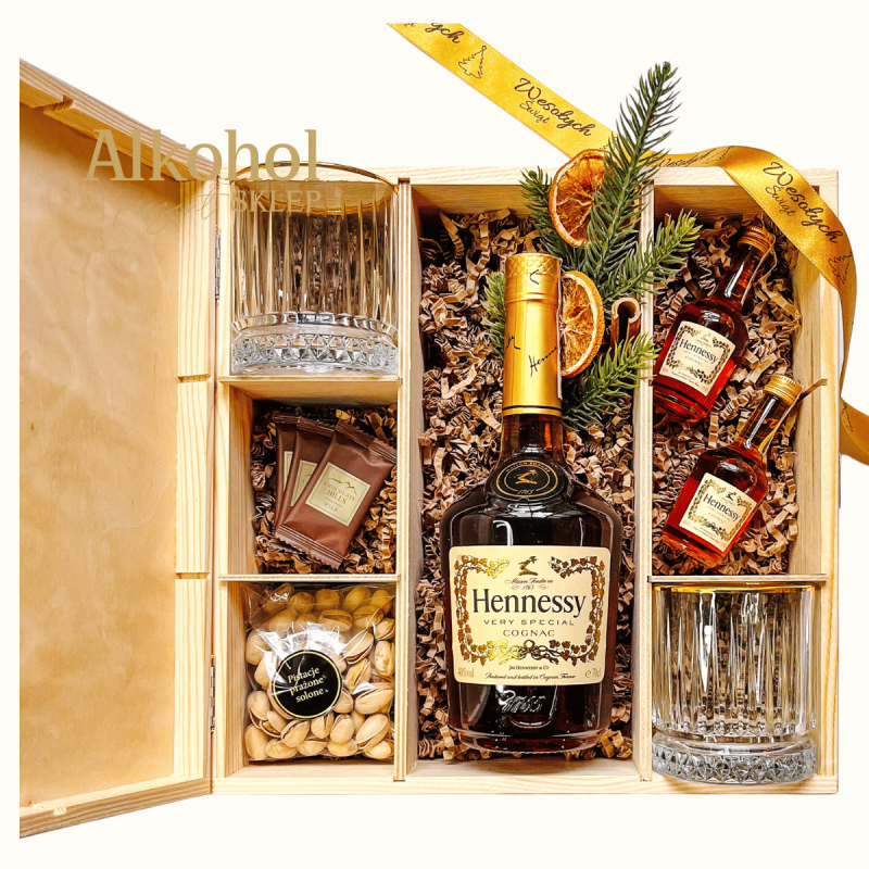 DUŻY ZESTAW ŚWIĄTECZNY Z KONIAK HENNESSY